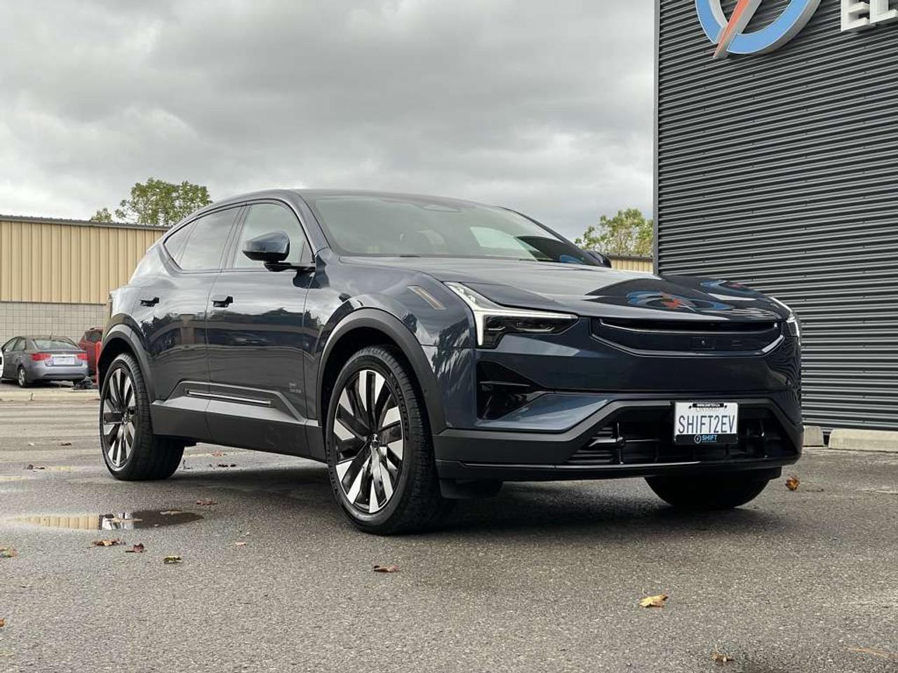 2025 Polestar 3 Long Range Dual Motor AWD   Available Today! Photo2
