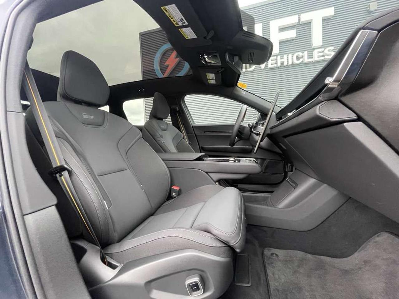 2025 Polestar 3 Long Range Dual Motor AWD   Available Today! Photo