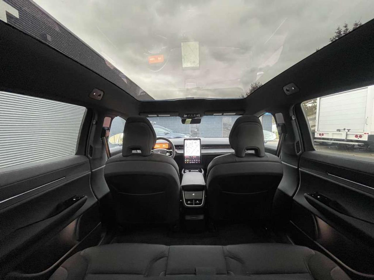 2025 Polestar 3 Long Range Dual Motor AWD   Available Today! Photo