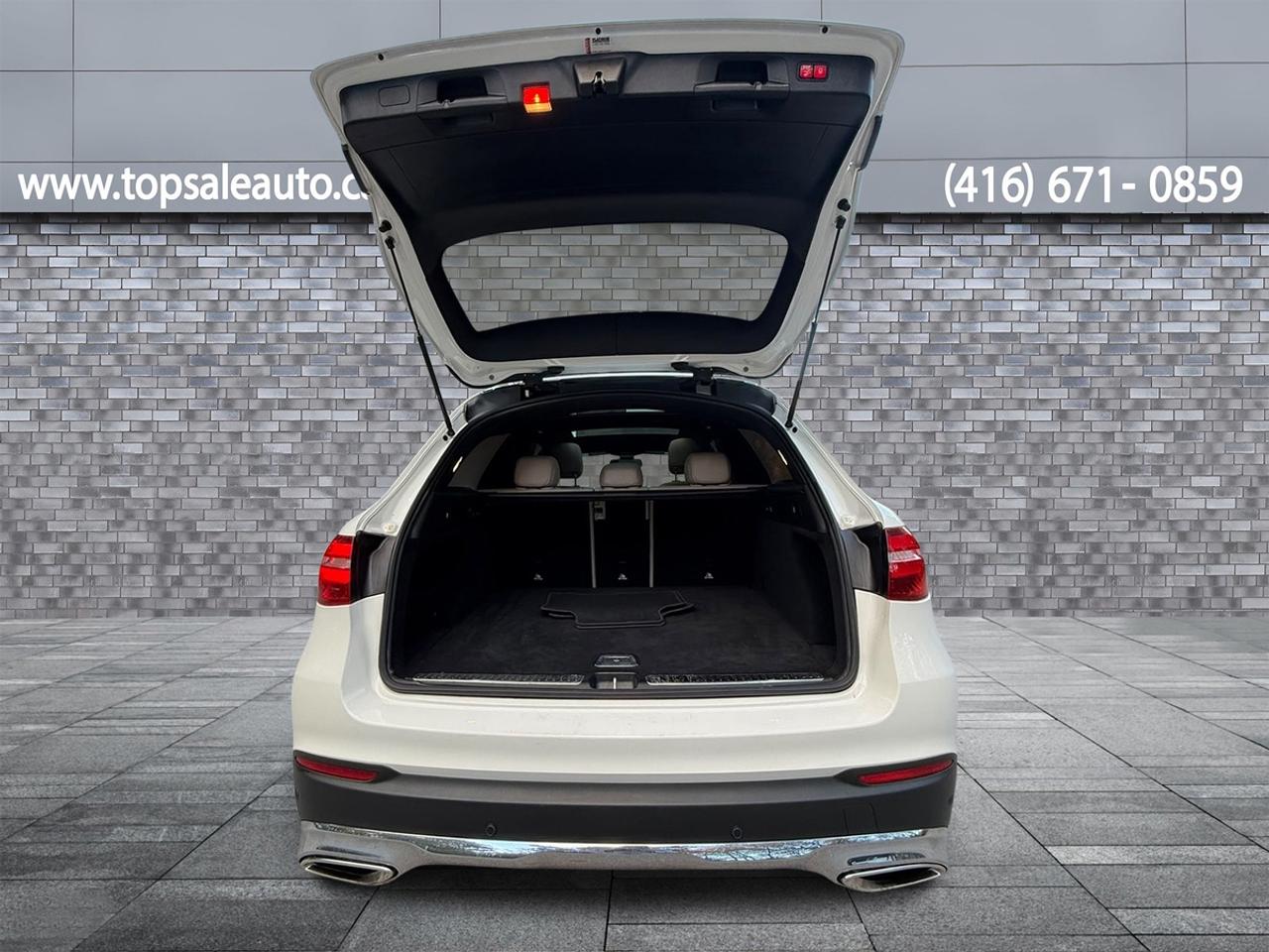 2019 Mercedes-Benz GLC 300 4MATIC Photo