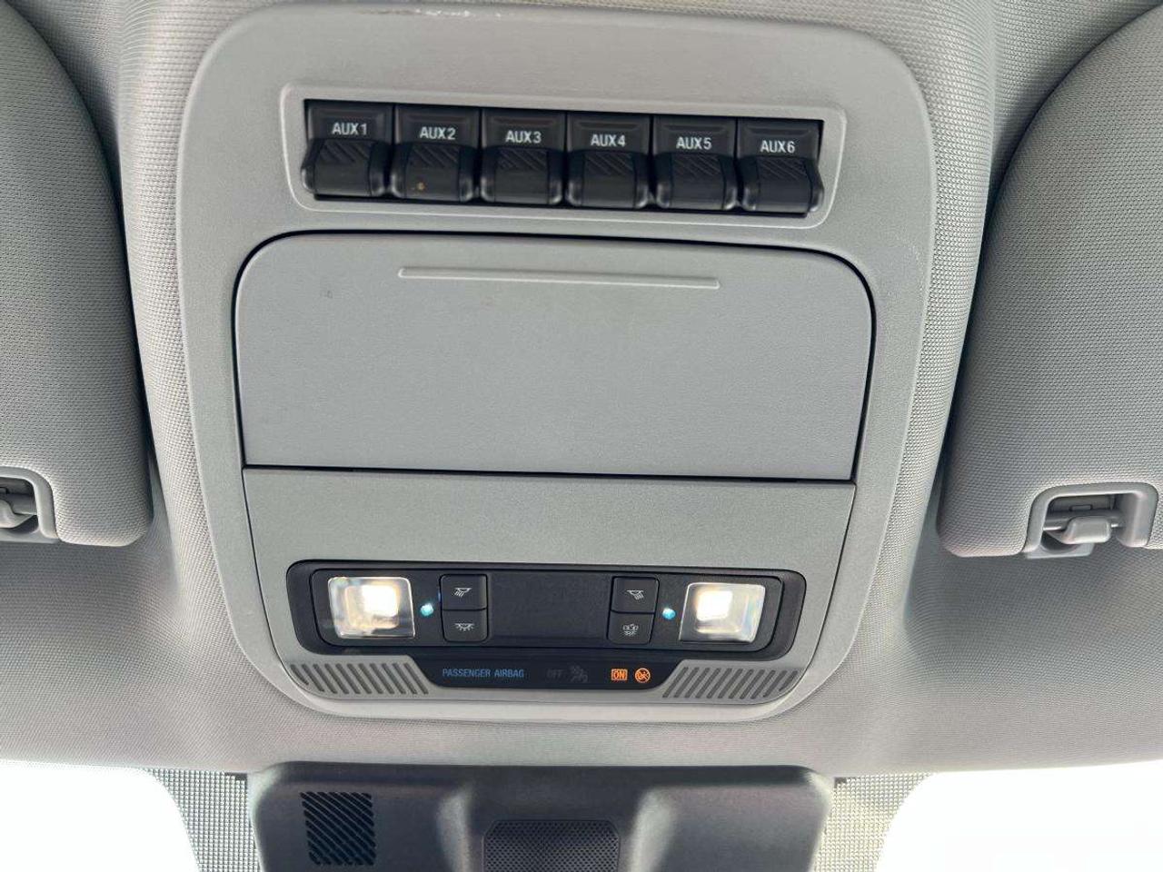 2025 Ford Others Xlt 4wd Reg Cab 8 Photo