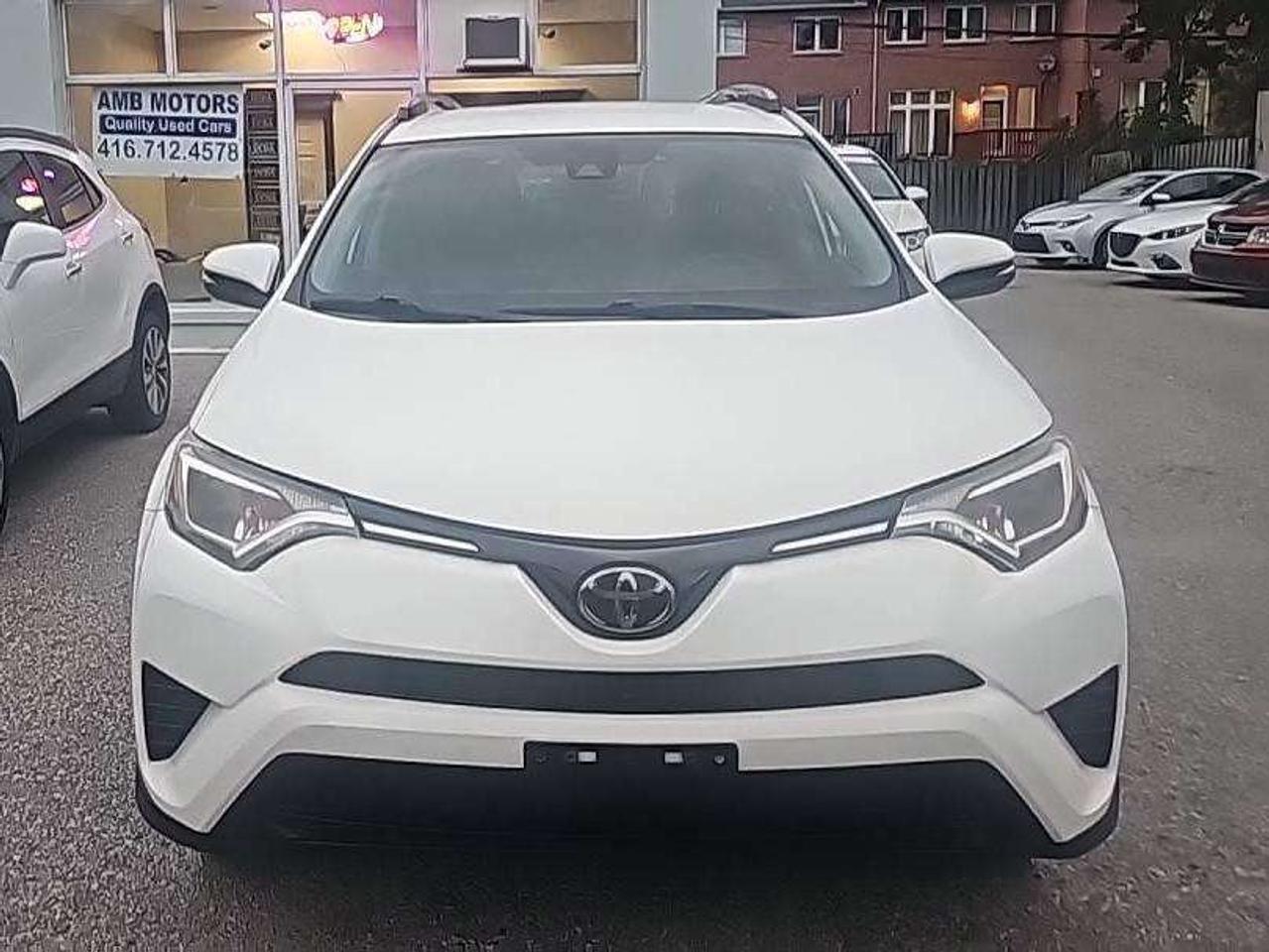 2018 Toyota RAV4 LE Photo