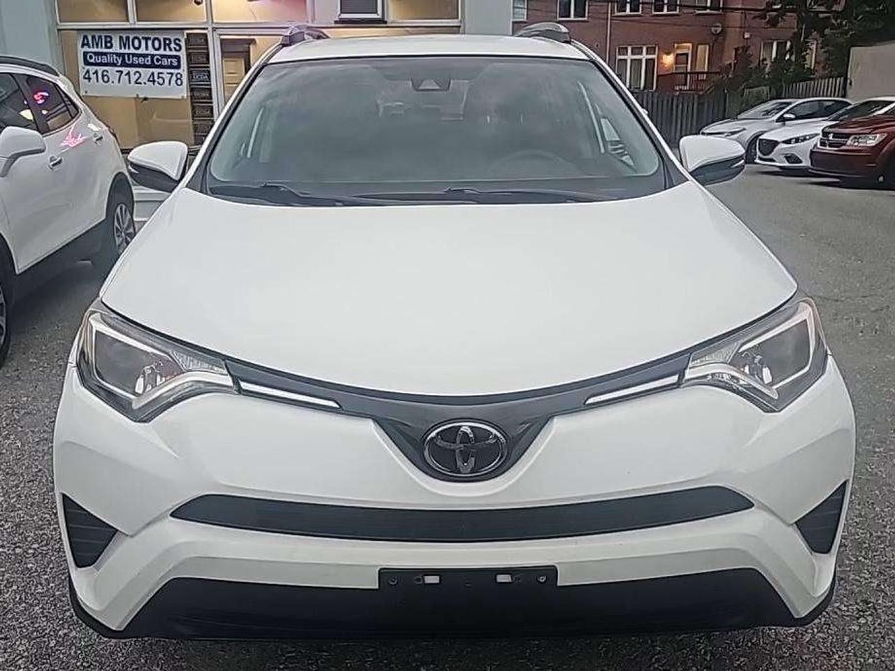 2018 Toyota RAV4 LE Photo