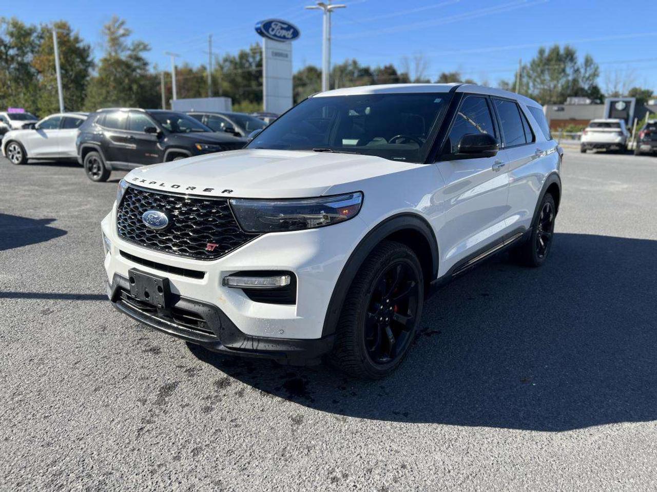 2021 Ford Explorer ST 4WD Photo1