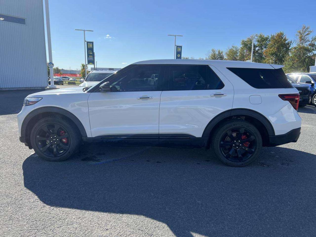 2021 Ford Explorer ST 4WD Photo