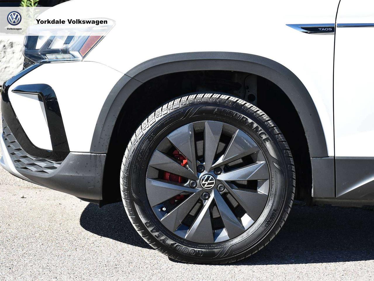 2023 Volkswagen Taos Trendline Photo
