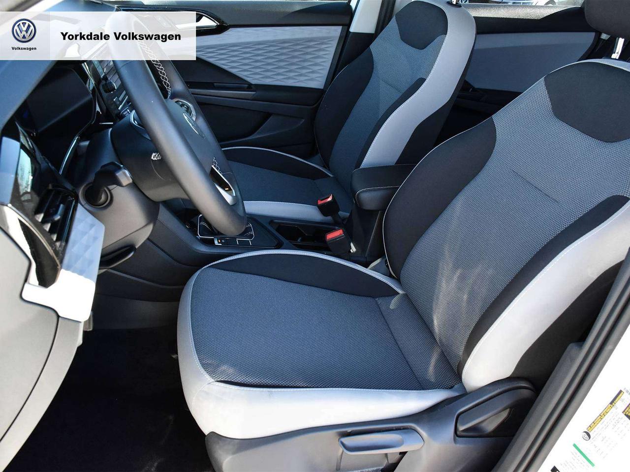 2023 Volkswagen Taos Trendline Photo