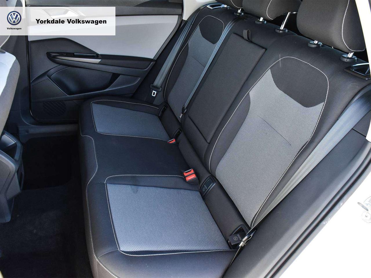 2023 Volkswagen Taos Trendline Photo