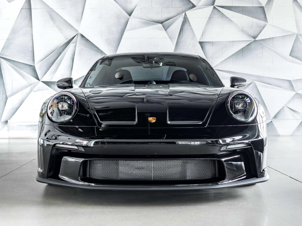 2022 Porsche 911 Touring Package Photo