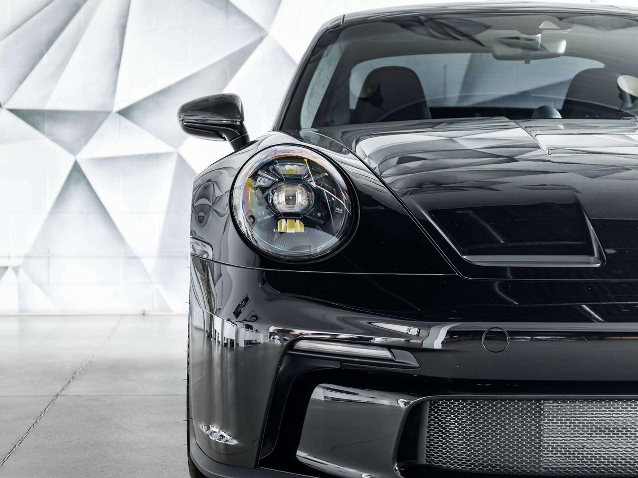 2022 Porsche 911 Touring Package Photo