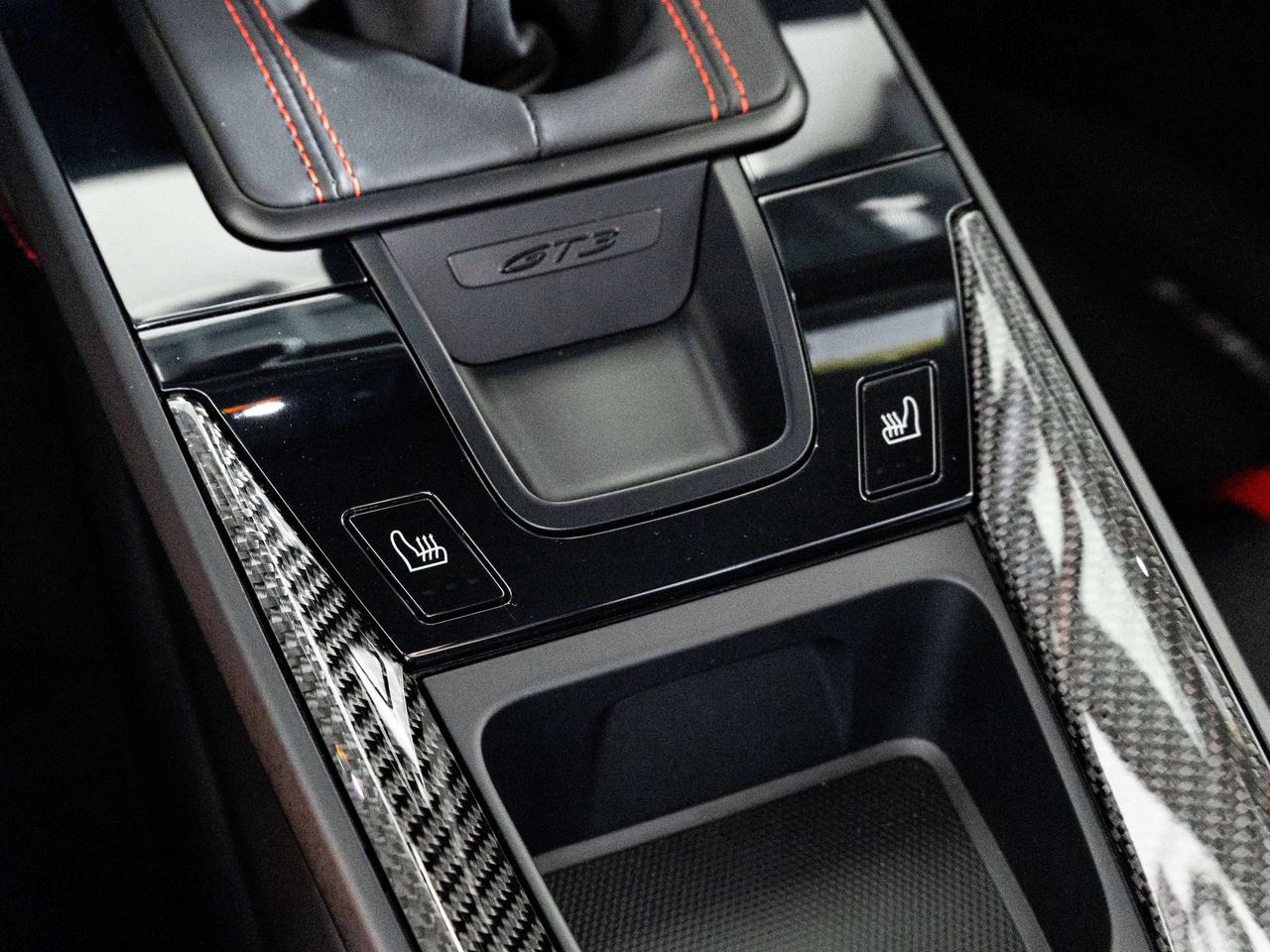 2022 Porsche 911 Touring Package Photo