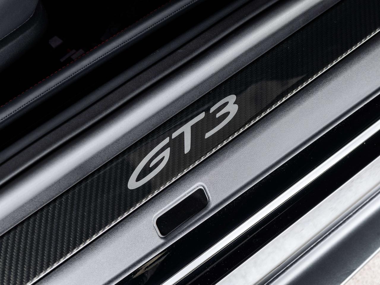 2022 Porsche 911 Touring Package Photo