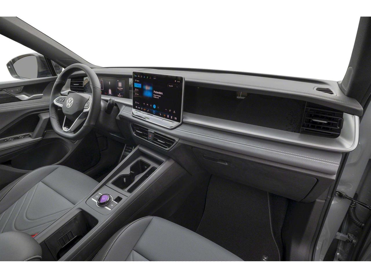2026 Volkswagen Tiguan Comfortline R-Line Black Edition Photo