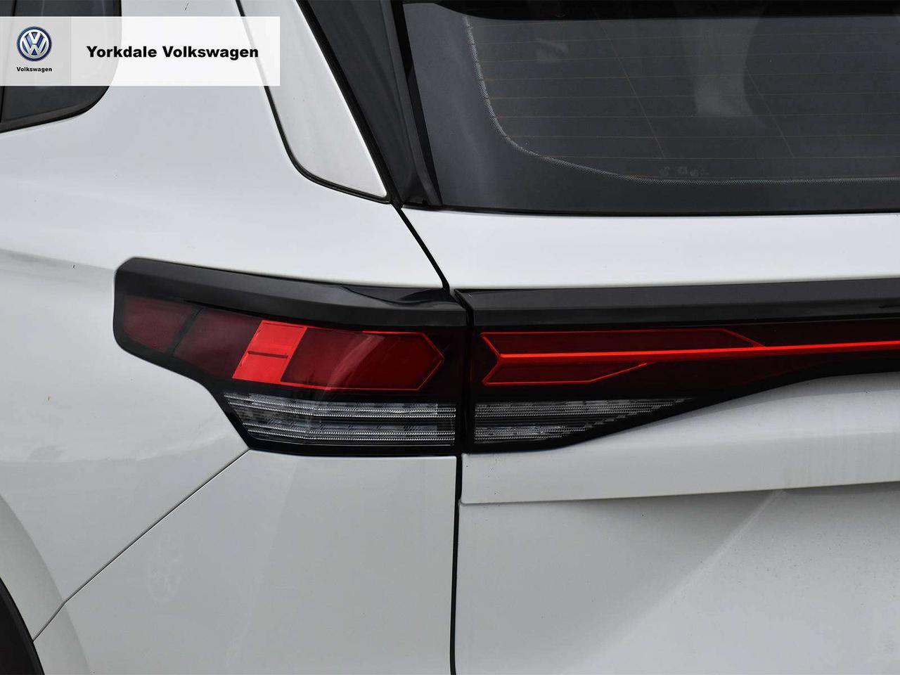2025 Volkswagen Tiguan 4Motion Photo
