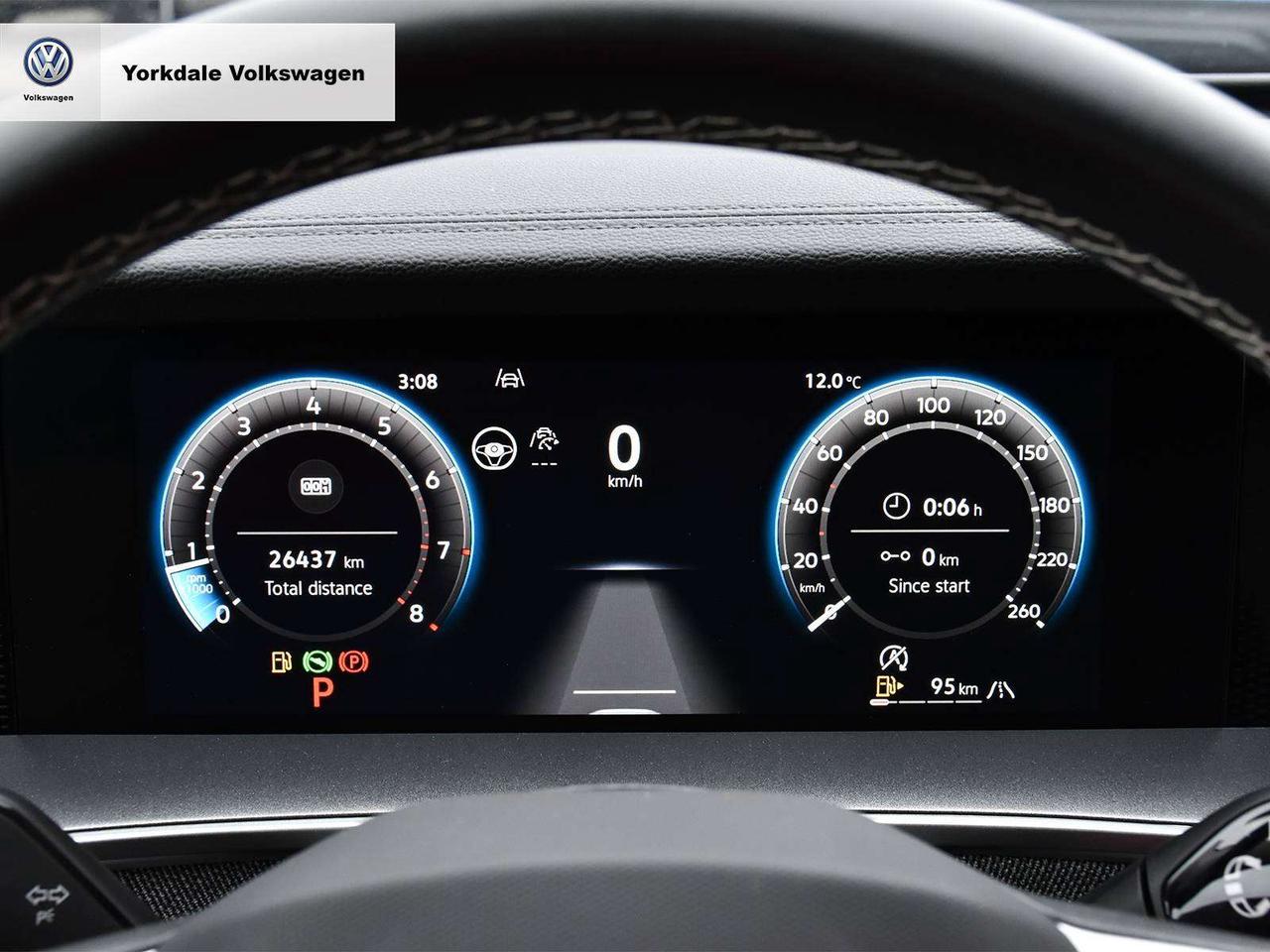 2025 Volkswagen Tiguan 4Motion Photo