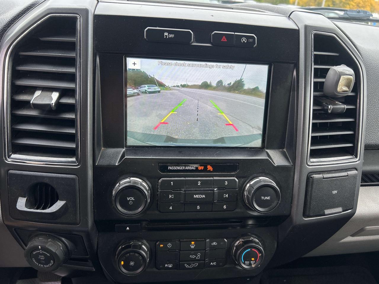 2017 Ford F-150 XLT Photo