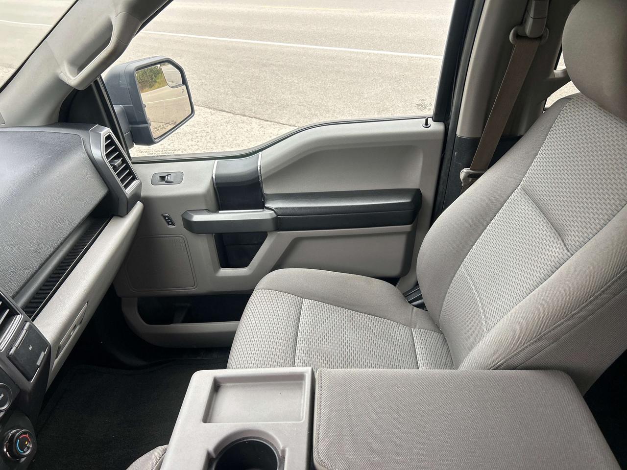 2017 Ford F-150 XLT Photo