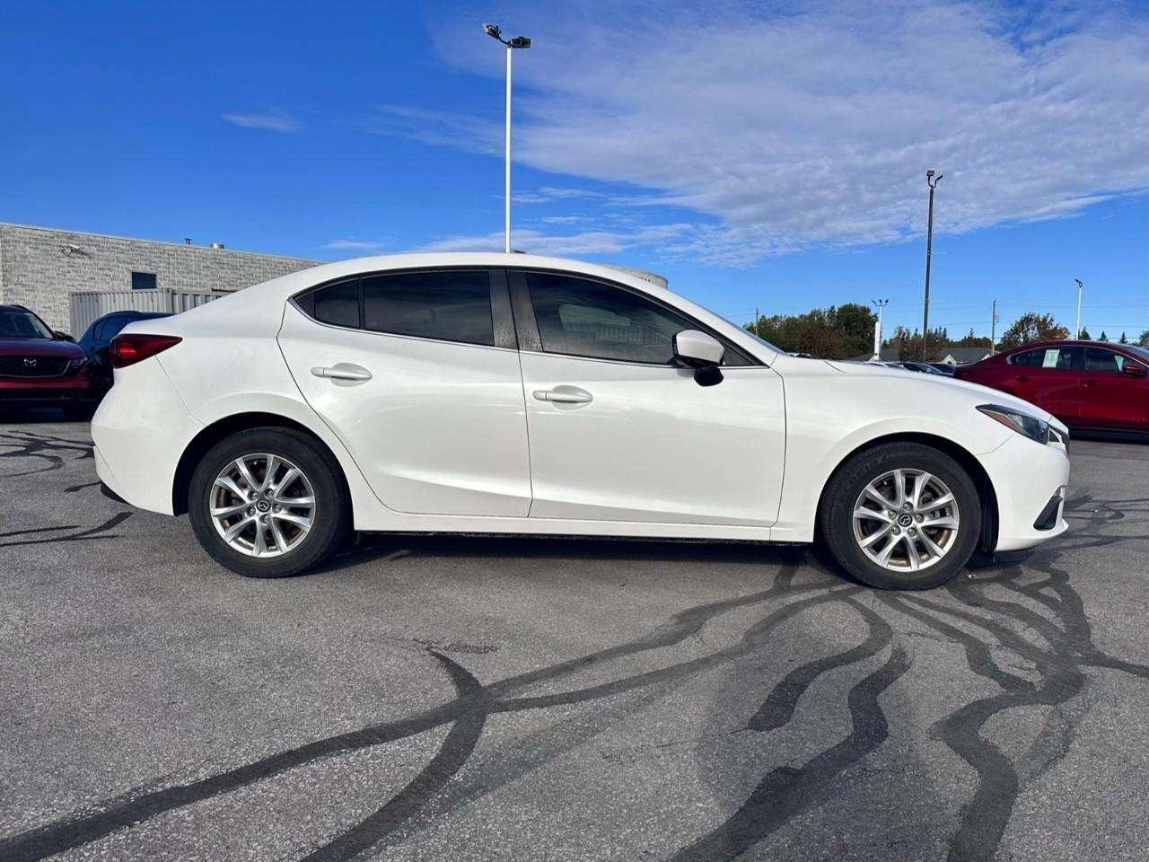 2016 Mazda 3 GS Photo