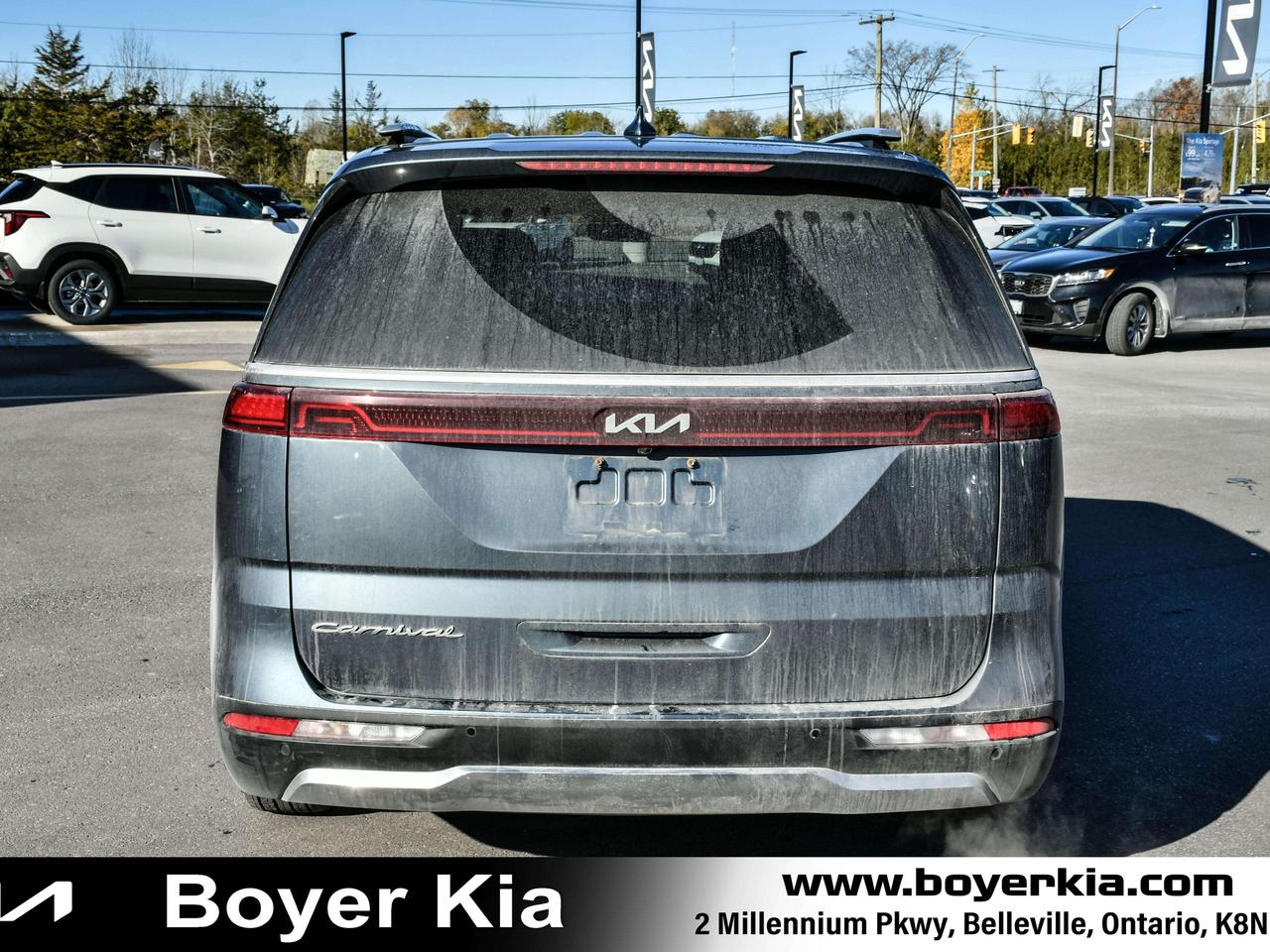 2022 Kia Carnival SX FWD Photo