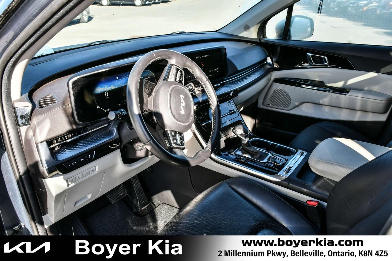2022 Kia Carnival SX FWD Photo