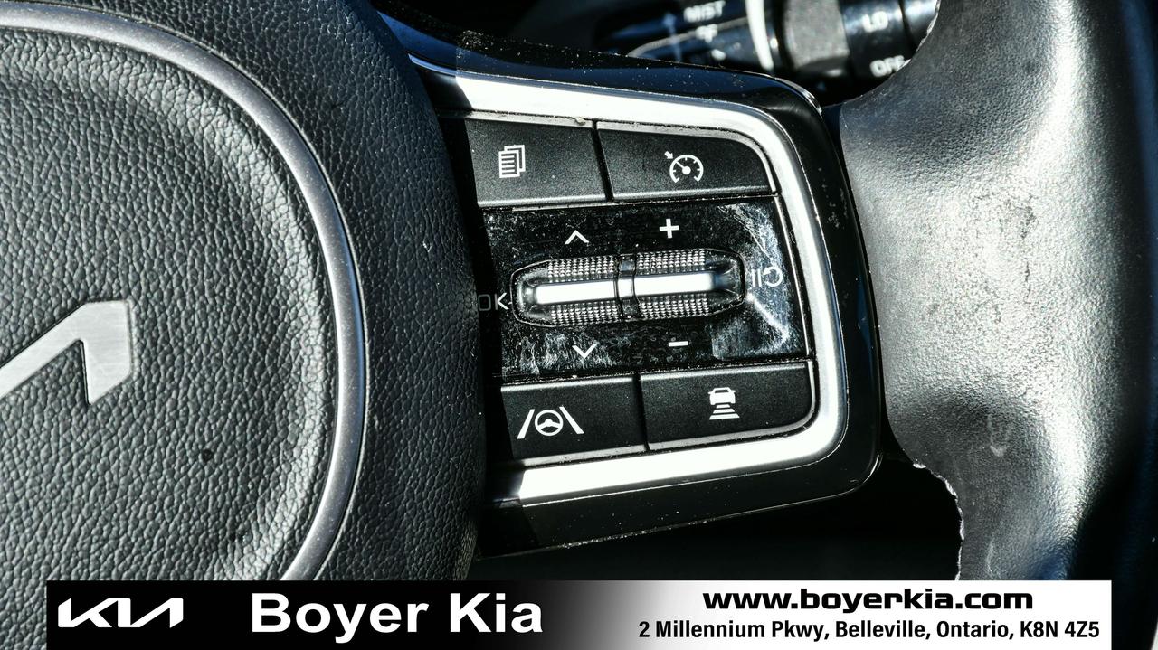 2022 Kia Carnival SX FWD Photo