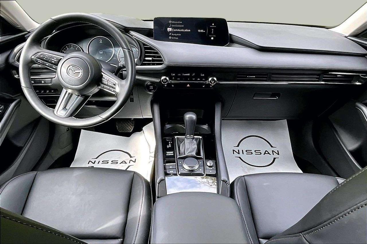 2025 Mazda 3 GS AWD / LEATHER / 1 OWNER Photo3