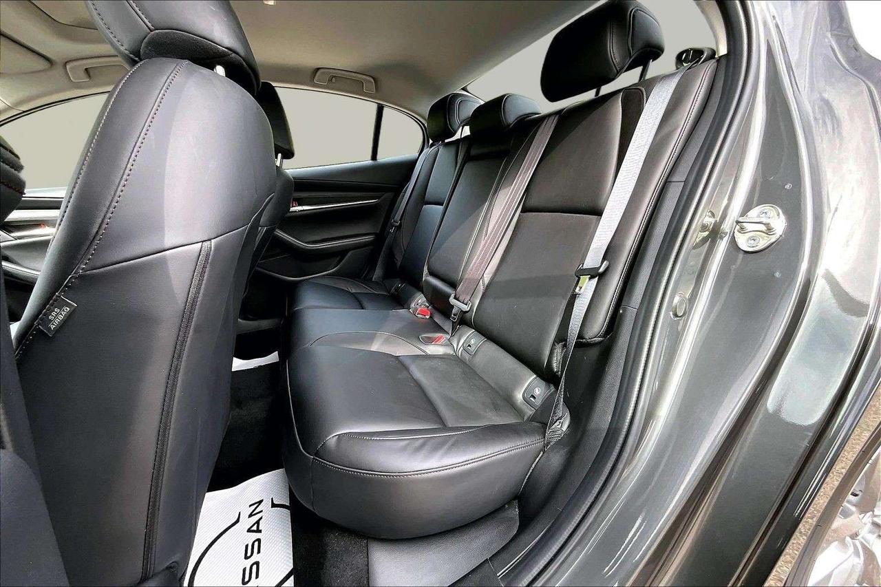 2025 Mazda 3 GS AWD / LEATHER / 1 OWNER Photo
