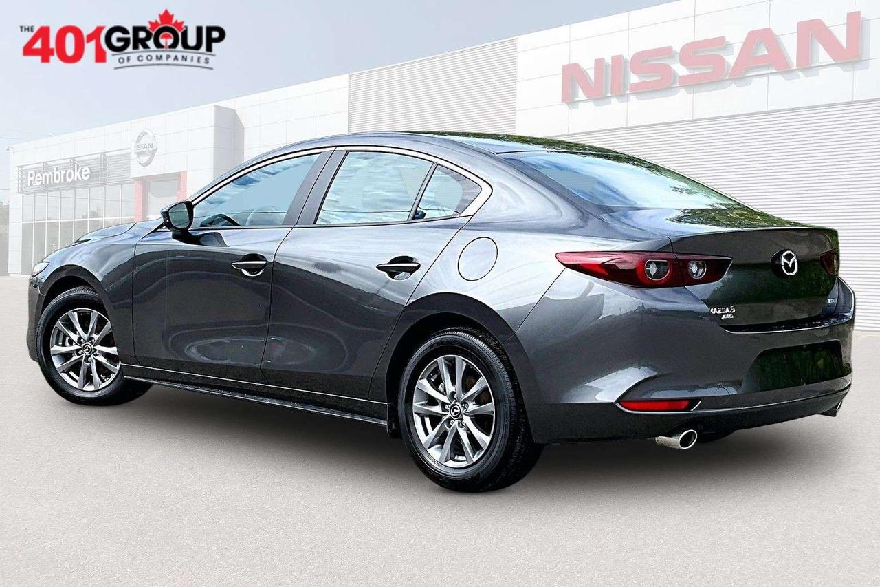 2025 Mazda 3 GS AWD / LEATHER / 1 OWNER Photo