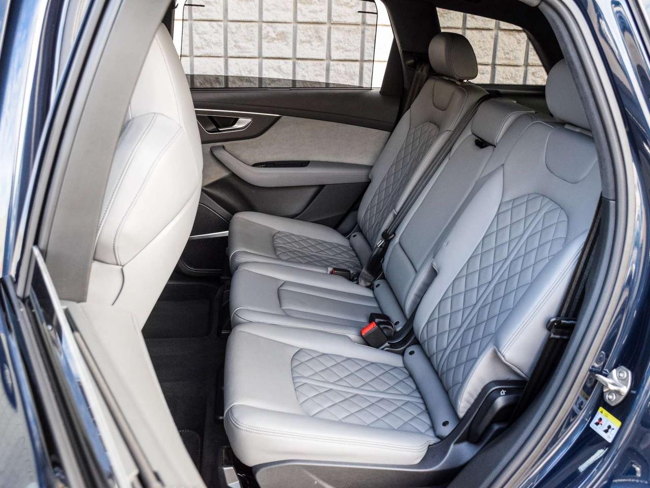 2026 Audi SQ7 4.0T 4dr All-Wheel Drive quattro Sport Utility Photo
