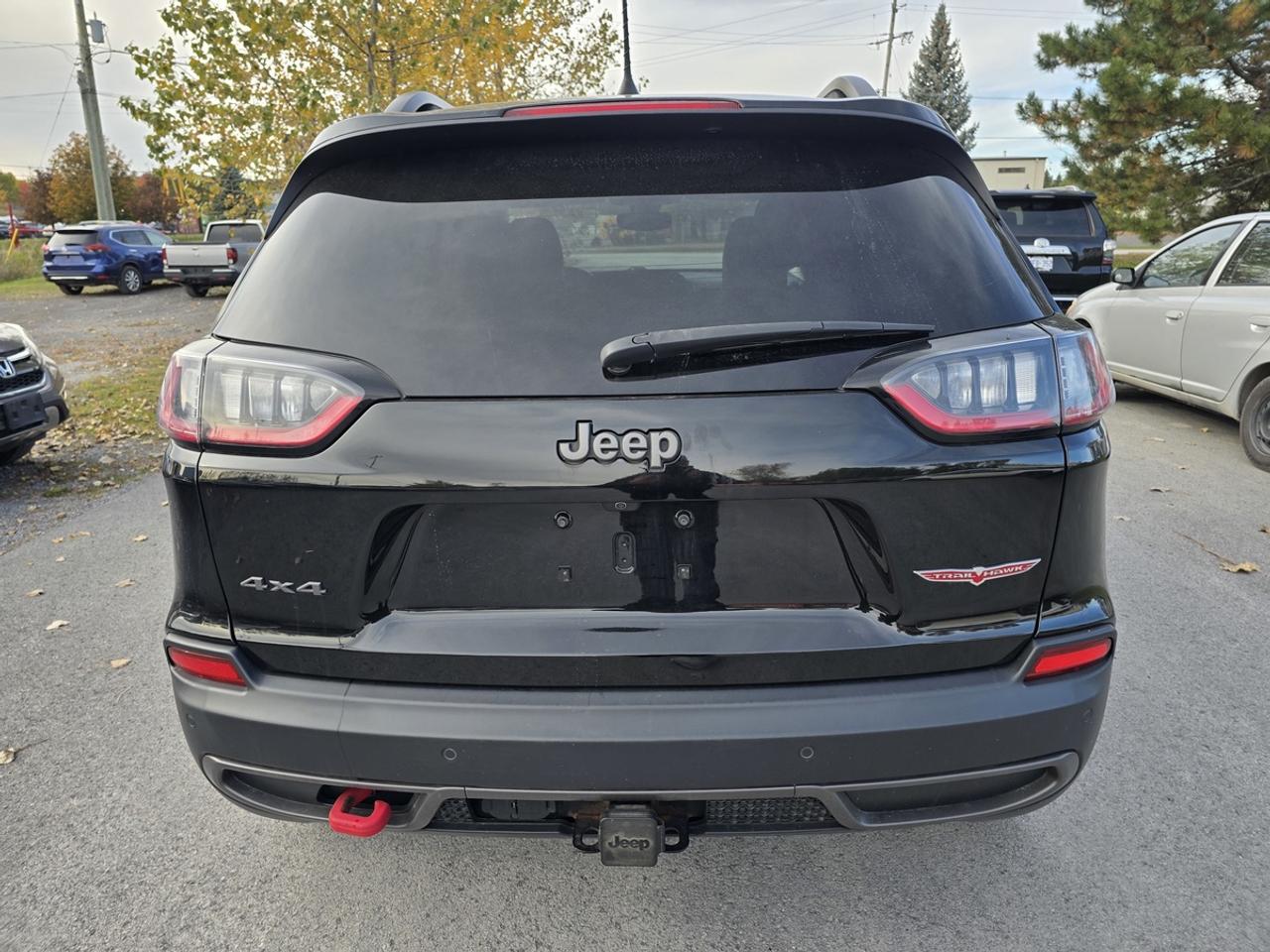 2019 Jeep Cherokee Trailhawk Photo