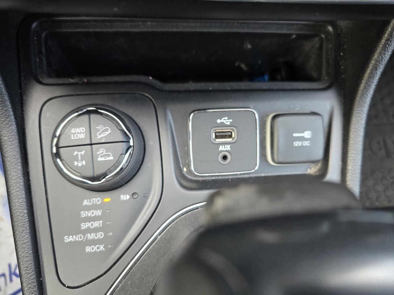 2019 Jeep Cherokee Trailhawk Photo