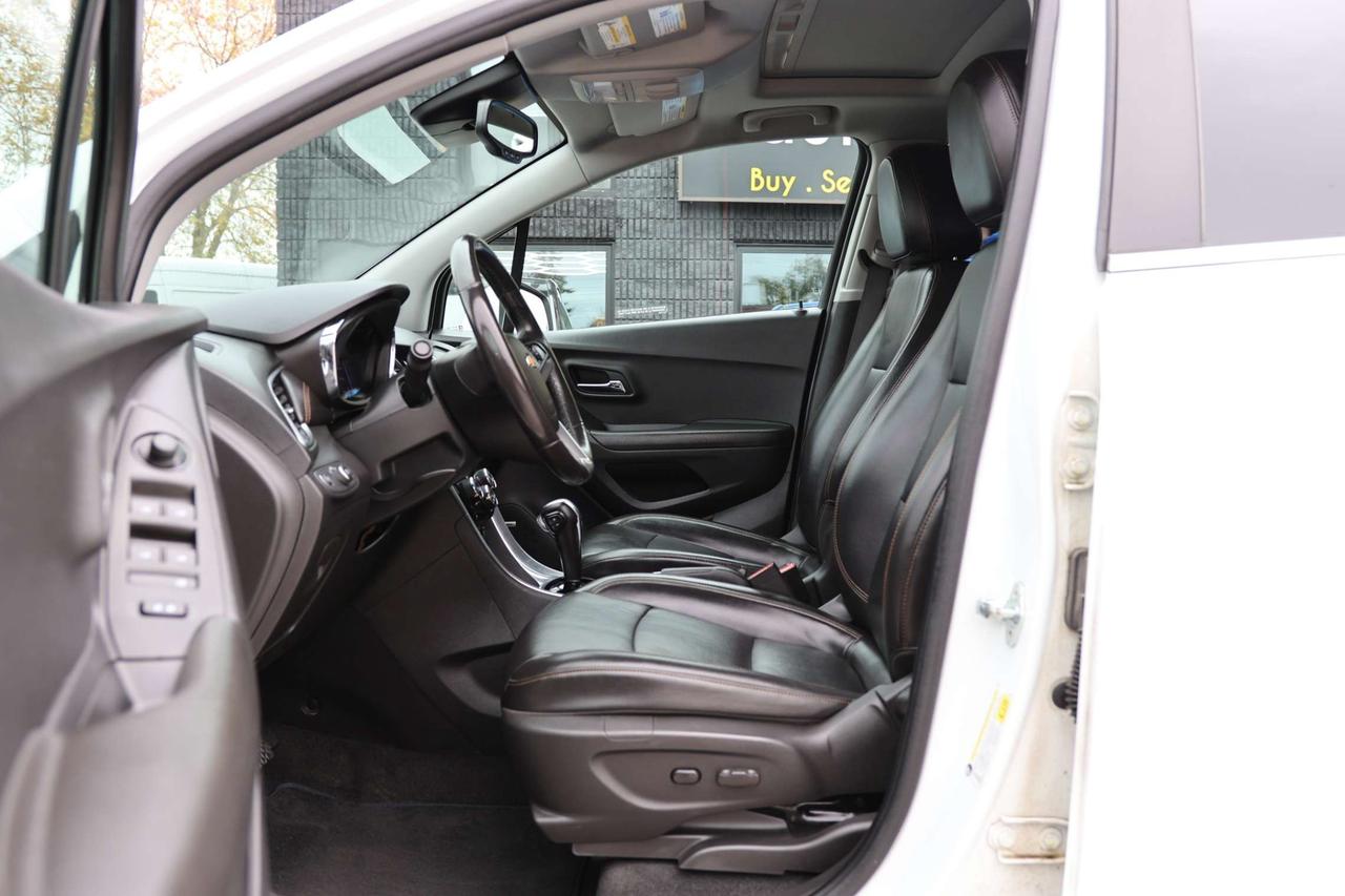 2020 Chevrolet Trax PREMIER-AWD-R STARTER/ADAPT CRUISE/BCAM/BLIS/FCW/LDW/LEATHER/H SEATS/KEYLESS/CARPLAY/SUNROOF Photo