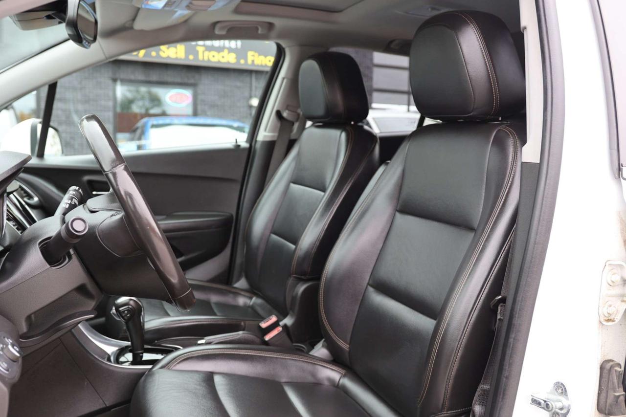 2020 Chevrolet Trax PREMIER-AWD-R STARTER/ADAPT CRUISE/BCAM/BLIS/FCW/LDW/LEATHER/H SEATS/KEYLESS/CARPLAY/SUNROOF Photo
