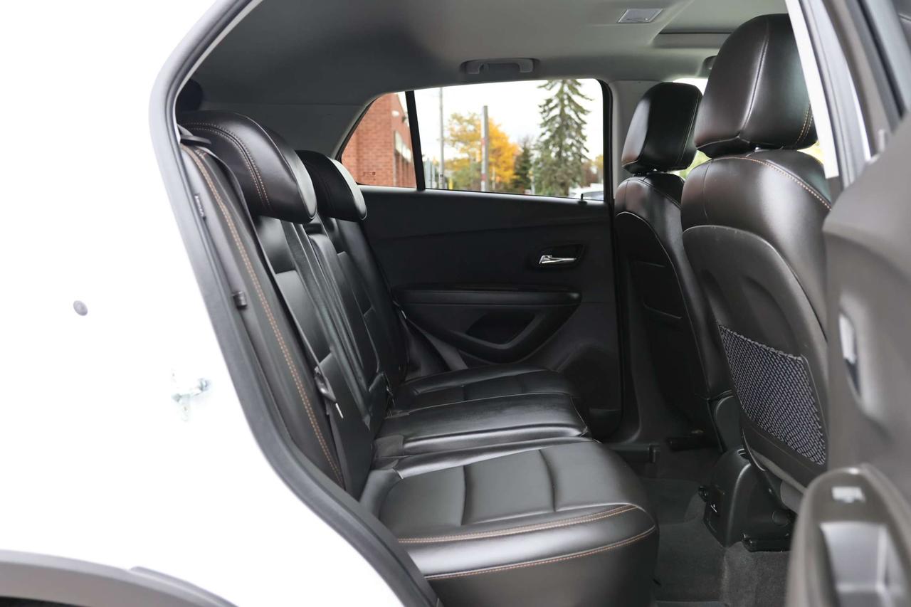 2020 Chevrolet Trax PREMIER-AWD-R STARTER/ADAPT CRUISE/BCAM/BLIS/FCW/LDW/LEATHER/H SEATS/KEYLESS/CARPLAY/SUNROOF Photo