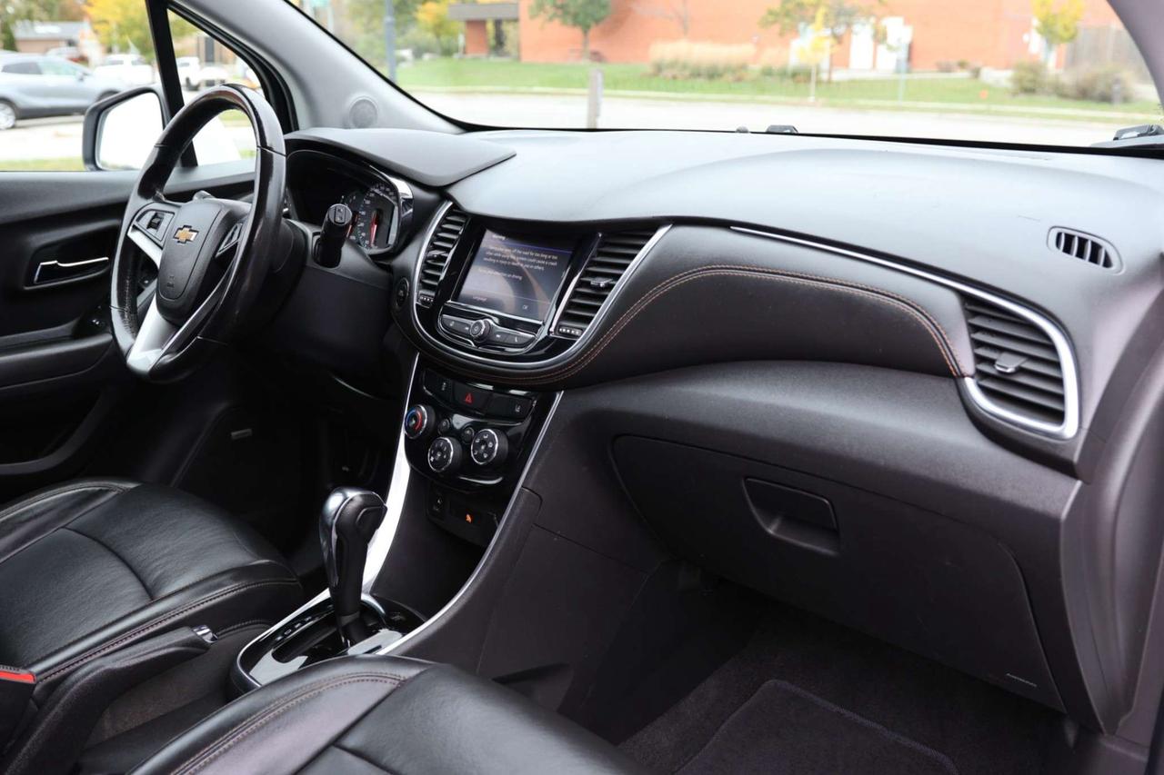 2020 Chevrolet Trax PREMIER-AWD-R STARTER/ADAPT CRUISE/BCAM/BLIS/FCW/LDW/LEATHER/H SEATS/KEYLESS/CARPLAY/SUNROOF Photo