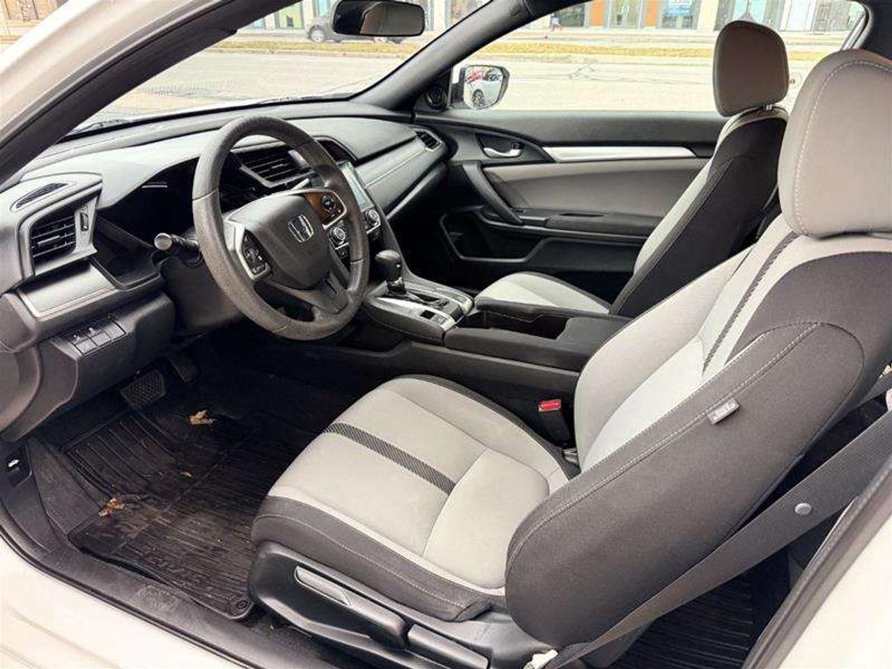 2017 Honda Civic LX CVT   Coupe Photo