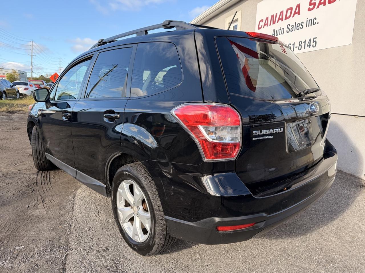 2015 Subaru Forester PREMIUM Photo