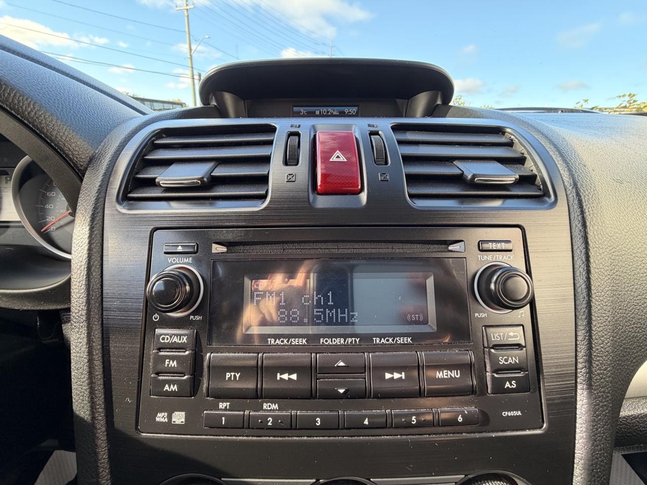 2015 Subaru Forester PREMIUM Photo