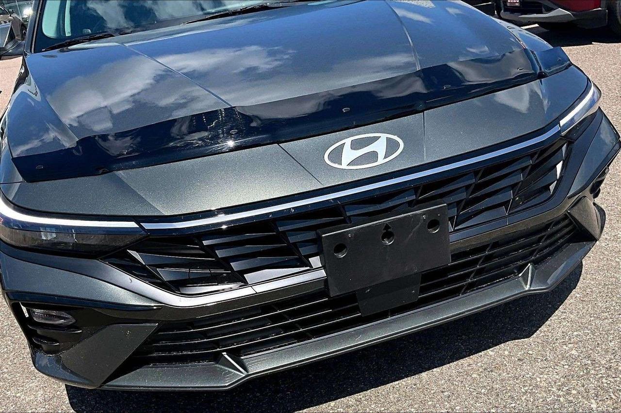 2026 Hyundai Elantra Luxury Hybrid   CarPlay/Android Auto   Navigation Photo