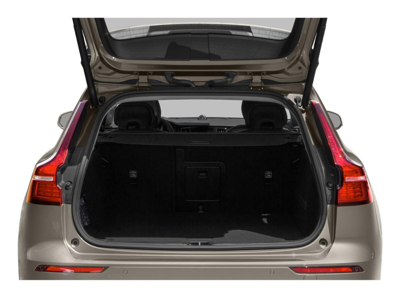 2019 Volvo V60 T6 Momentum 4dr All-Wheel Drive Wagon Photo