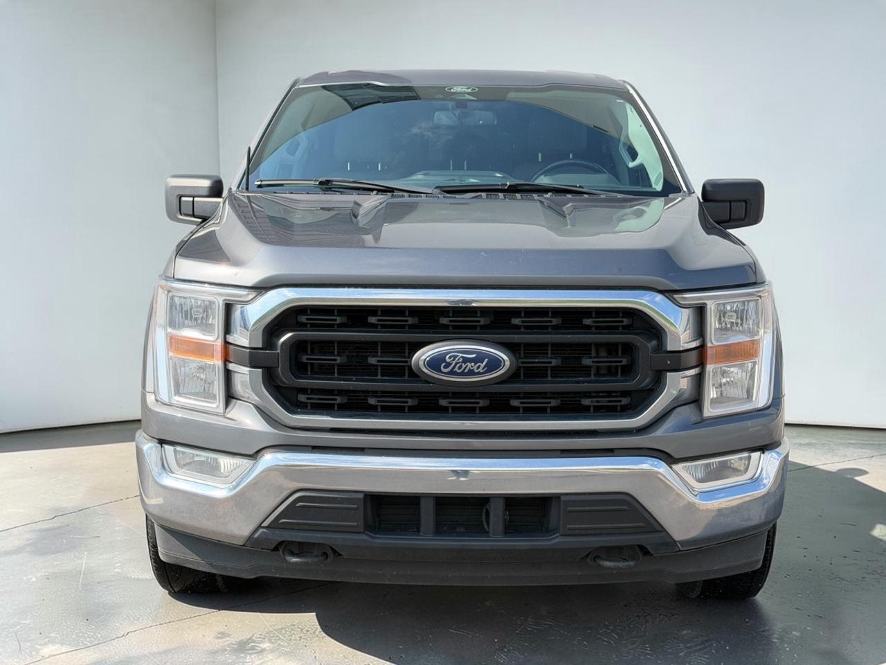 2022 Ford F-150 XLT/5.5 Foot Bed/ 2.7 V6 EcoBoost Photo