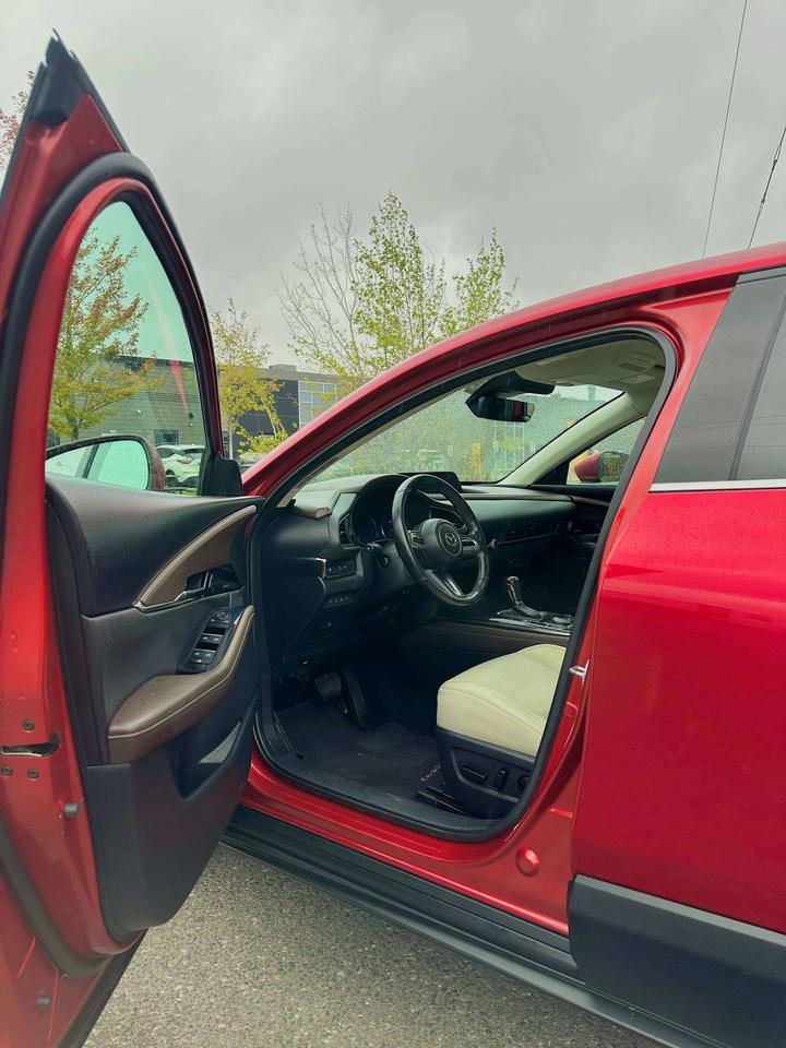 2020 Mazda CX-30 GT Photo