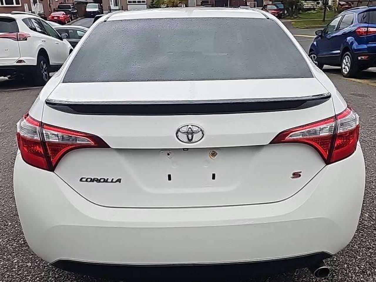 2016 Toyota Corolla S Photo2
