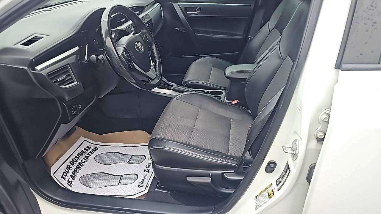 2016 Toyota Corolla S Photo