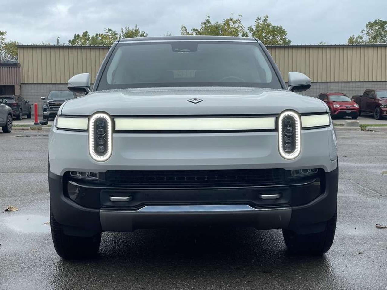2024 Rivian R1S Adventure QUAD PACK   Clean! Photo