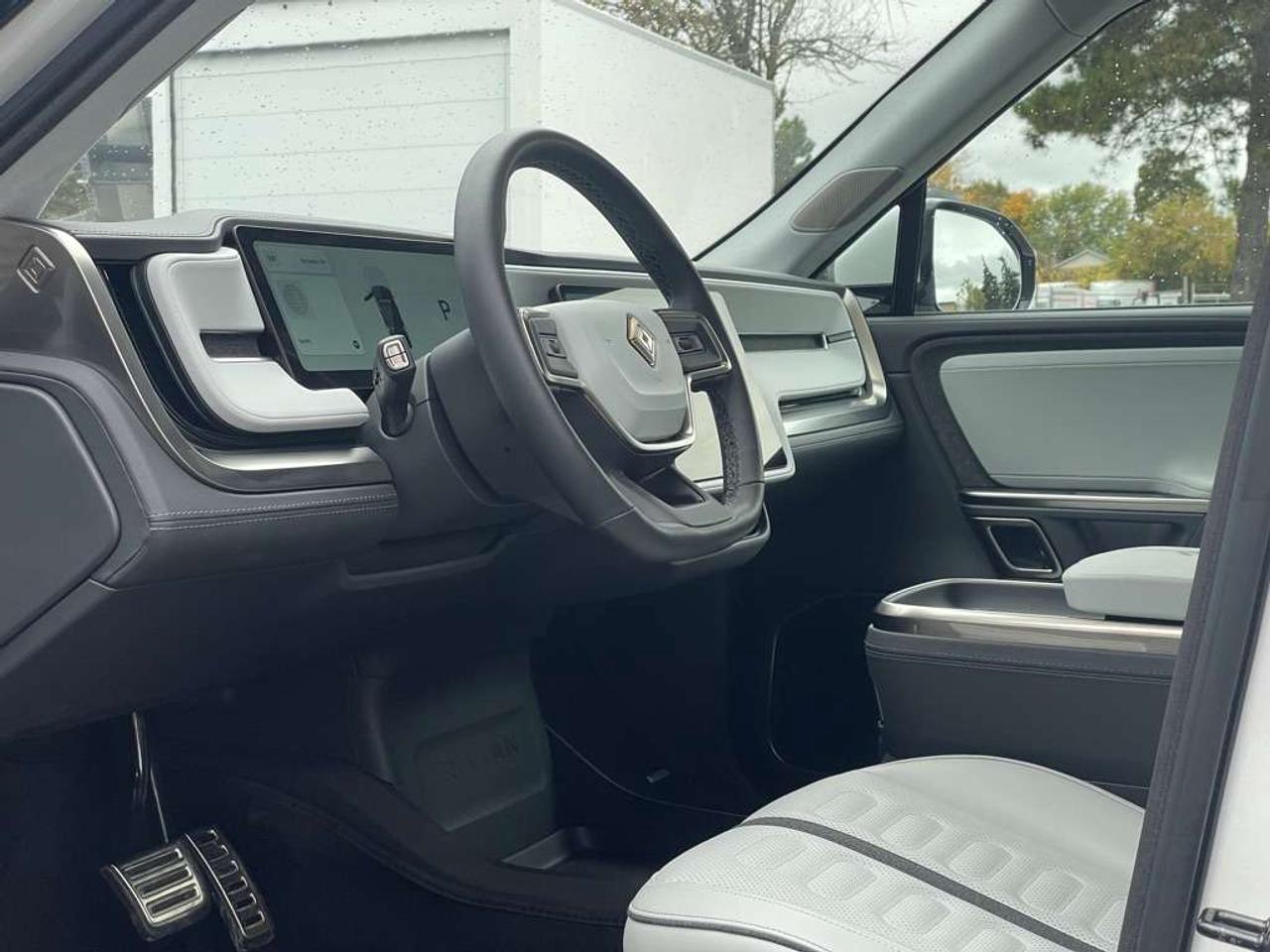 2024 Rivian R1S Adventure QUAD PACK   Clean! Photo