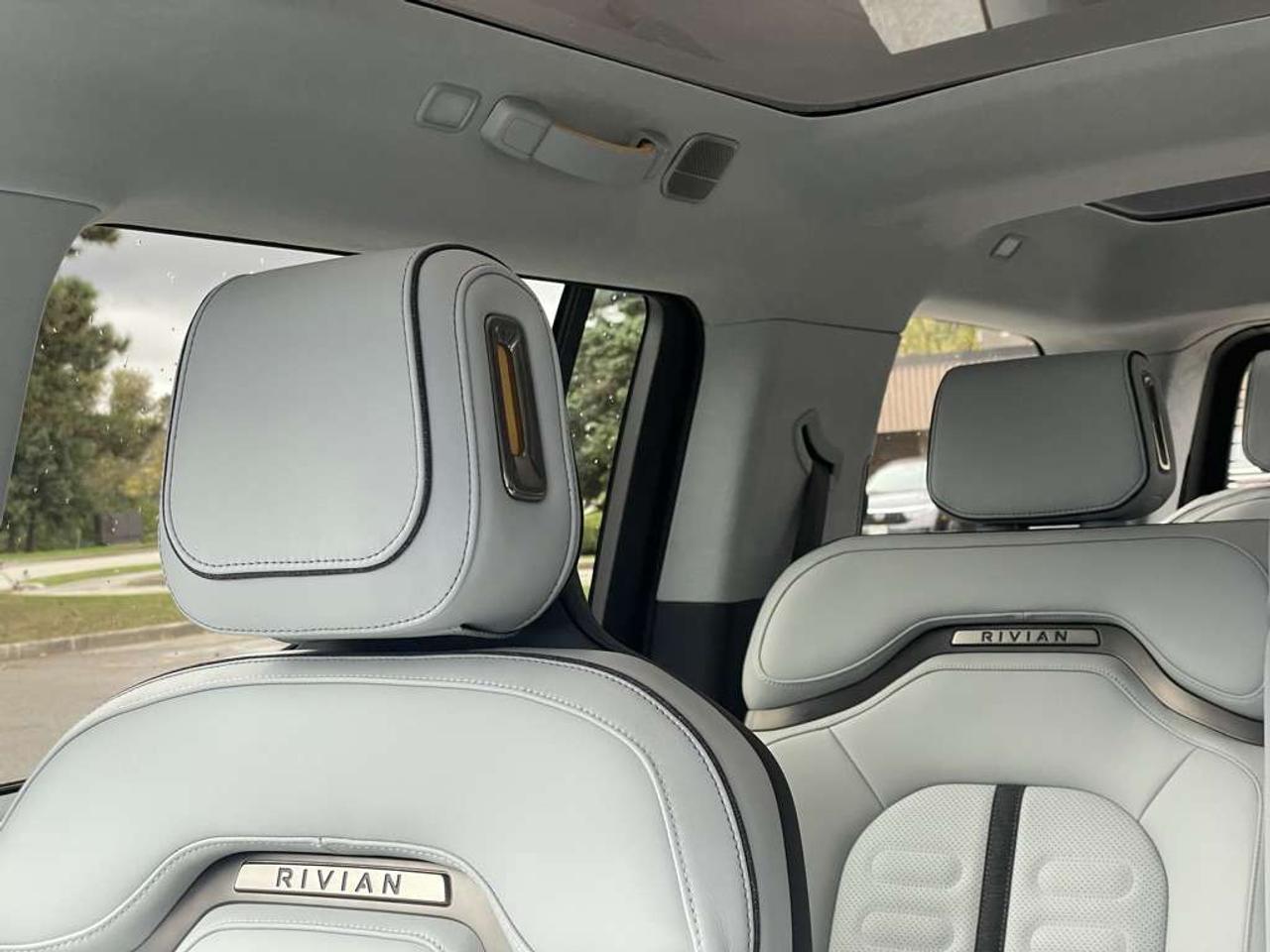 2024 Rivian R1S Adventure QUAD PACK   Clean! Photo
