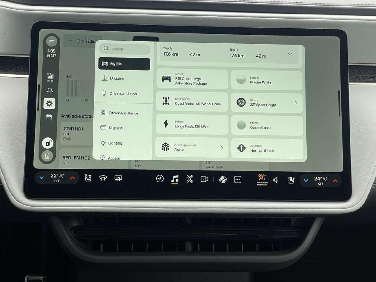 2024 Rivian R1S Adventure QUAD PACK   Clean! Photo