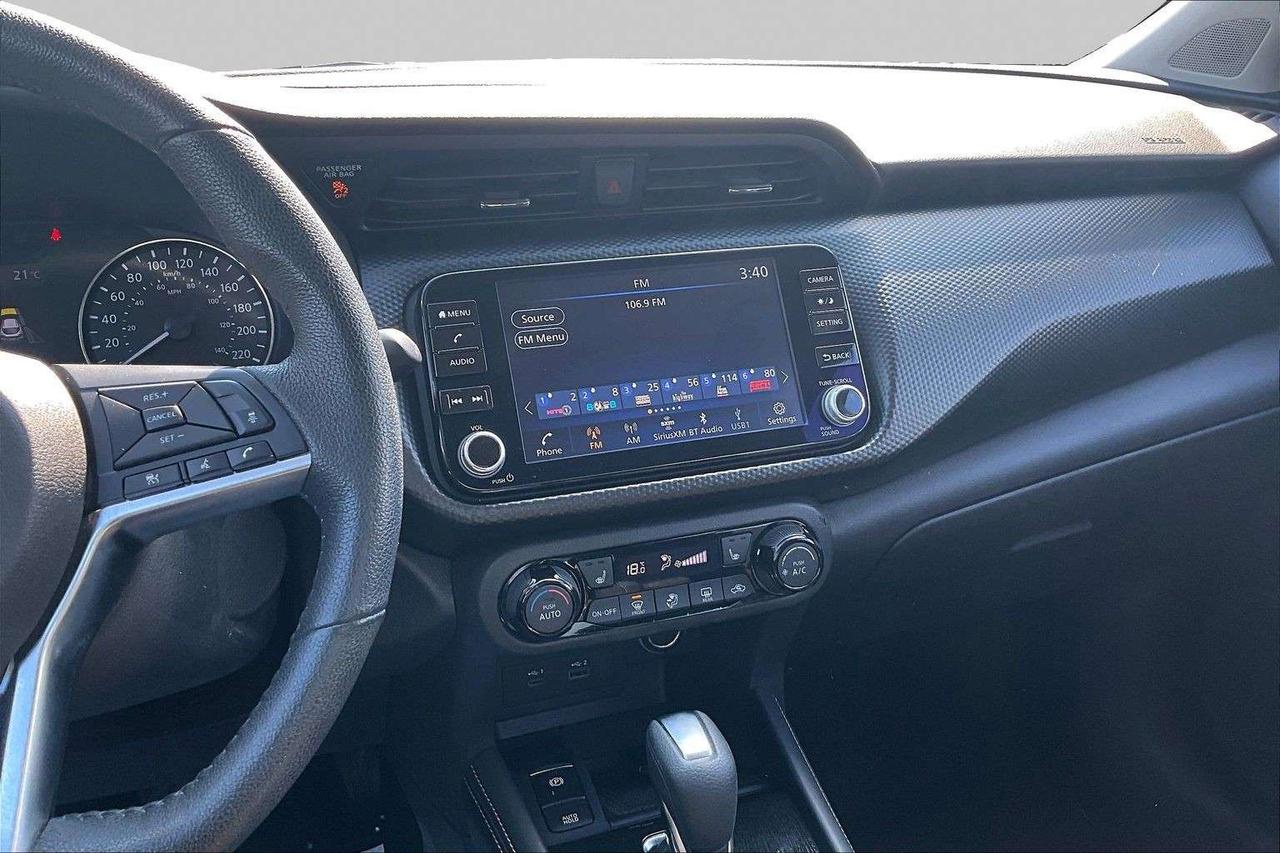 2024 Nissan Kicks SV FWD / FUEL SAVER / APPLE CARPLAY Photo