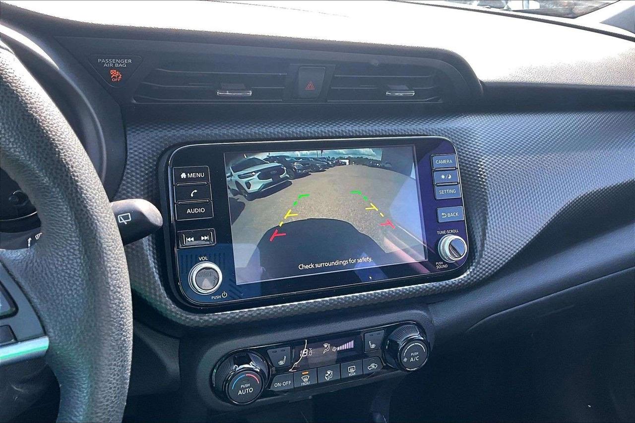 2024 Nissan Kicks SV FWD / FUEL SAVER / APPLE CARPLAY Photo